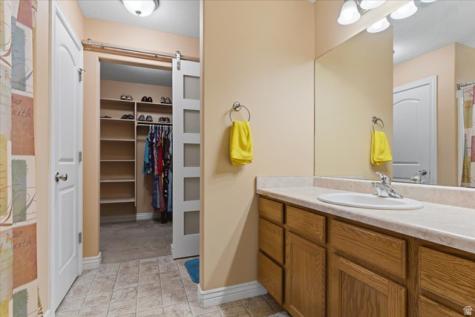 937 Farnham Drive North Salt Lake UT 84054