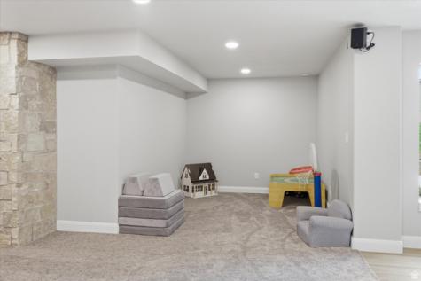 1034 E 50 N Hyde Park UT 84318
