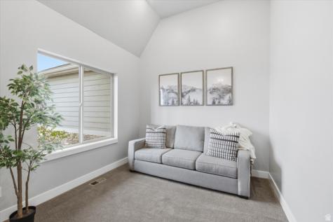 1034 E 50 N Hyde Park UT 84318