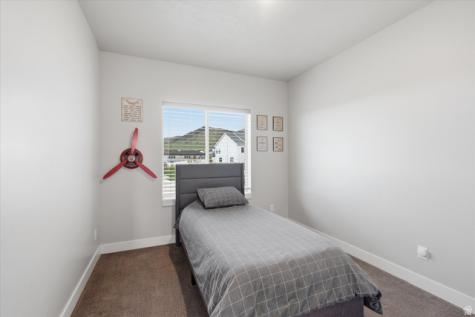 1034 E 50 N Hyde Park UT 84318
