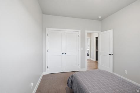1034 E 50 N Hyde Park UT 84318