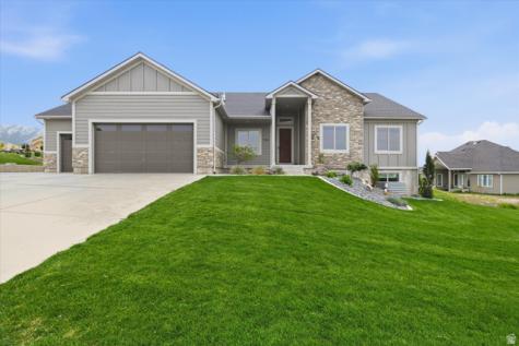 1034 E 50 N Hyde Park UT 84318