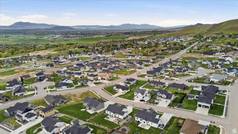 1034 E 50 N Hyde Park UT 84318