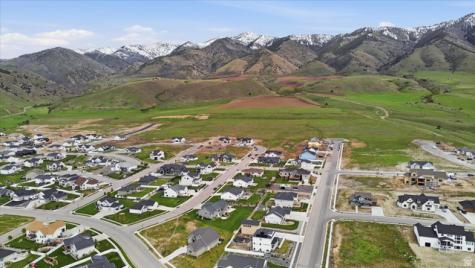 1034 E 50 N Hyde Park UT 84318