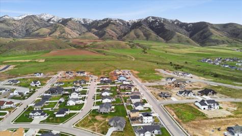 1034 E 50 N Hyde Park UT 84318