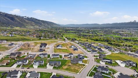 1034 E 50 N Hyde Park UT 84318