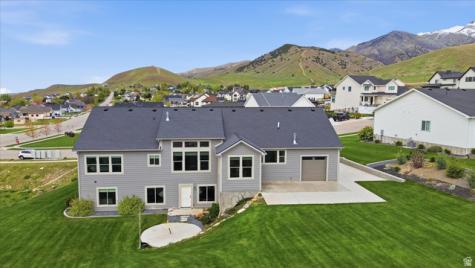 1034 E 50 N Hyde Park UT 84318
