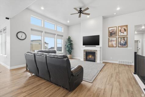 1034 E 50 N Hyde Park UT 84318