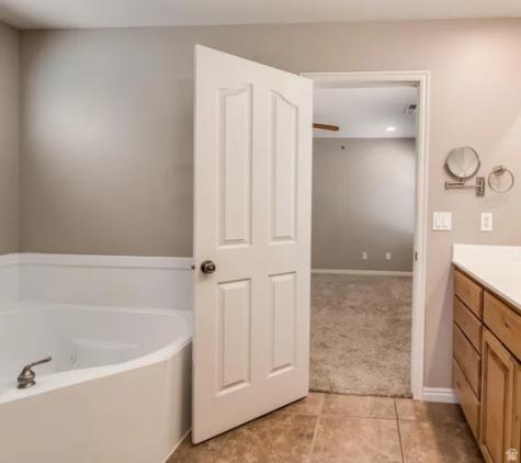 2226 E Crimson Circle St. George UT 84790