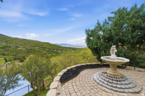 1878 E Ridgepoint Drive S Bountiful UT 84010