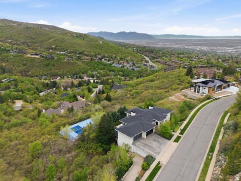 1878 E Ridgepoint Drive S Bountiful UT 84010