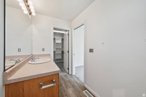 1590 E Highland Trails Road Enoch UT 84721