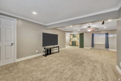 8149 S 2425 E South Weber UT 84405