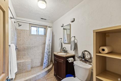 986 E 2290 N Monroe UT 84754