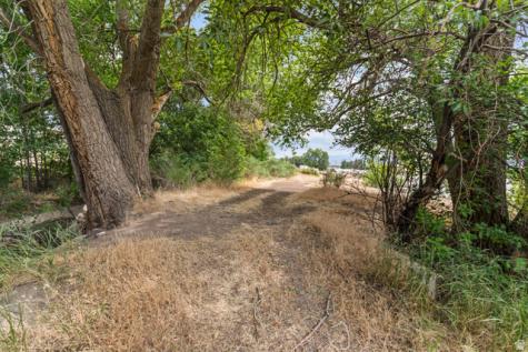 986 E 2290 N Monroe UT 84754