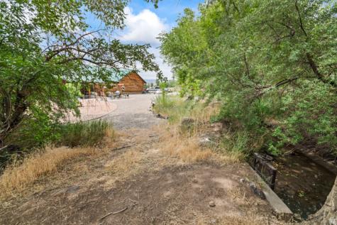 986 E 2290 N Monroe UT 84754