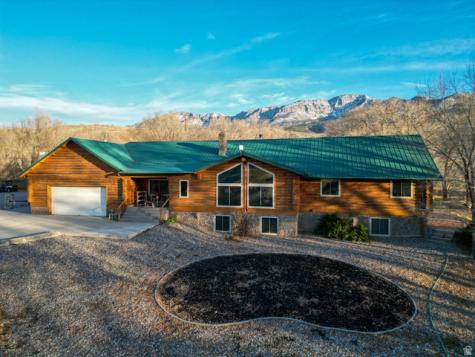 986 E 2290 N Monroe UT 84754