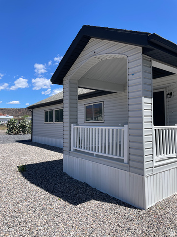 738 N 1100 E St. George UT 84770