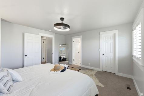 1405 E Vintry Lane S Murray UT 84121