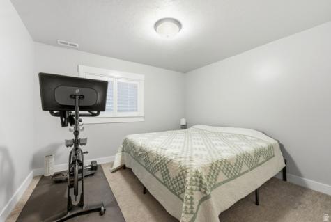 1405 E Vintry Lane S Murray UT 84121