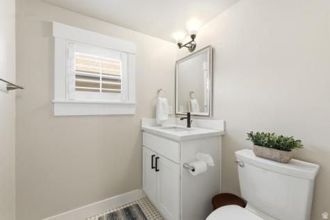 1405 E Vintry Lane S Murray UT 84121