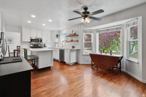 1554 E Buttercup Drive Sandy UT 84092