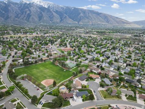 1554 E Buttercup Drive Sandy UT 84092