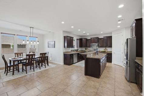 1872 S 20 E Washington UT 84780