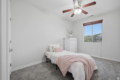 1872 S 20 E Washington UT 84780