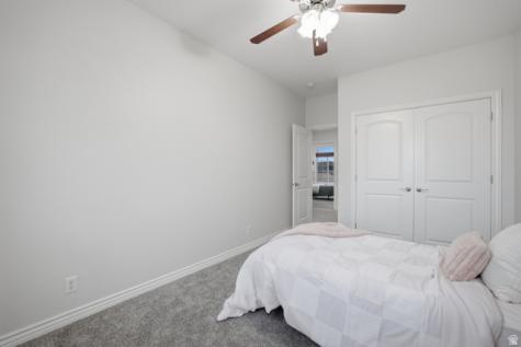 1872 S 20 E Washington UT 84780