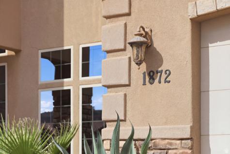 1872 S 20 E Washington UT 84780