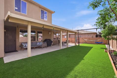 1872 S 20 E Washington UT 84780