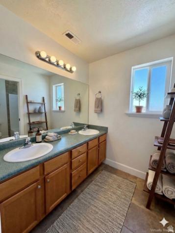 469 E Vine Street S Murray UT 84107
