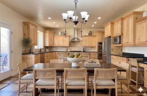 469 E Vine Street S Murray UT 84107