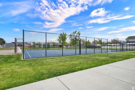 3439 W 2400 S Syracuse UT 84075