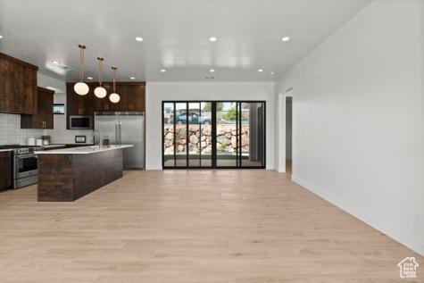 1043 N Falcon View E Hurricane UT 84737