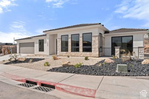 1043 N Falcon View E Hurricane UT 84737