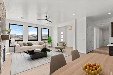1043 N Falcon View E Hurricane UT 84737