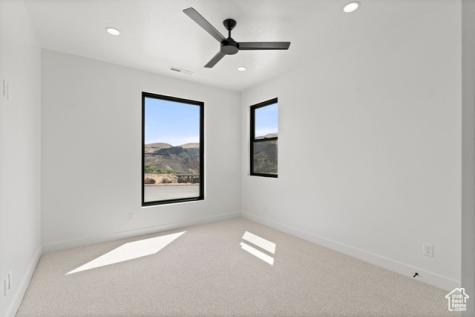 1043 N Falcon View E Hurricane UT 84737