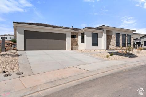 1043 N Falcon View E Hurricane UT 84737