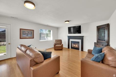 1039 E 4975 S Ogden UT 84403