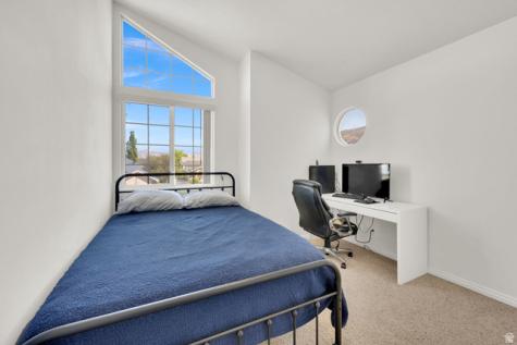 1039 E 4975 S Ogden UT 84403