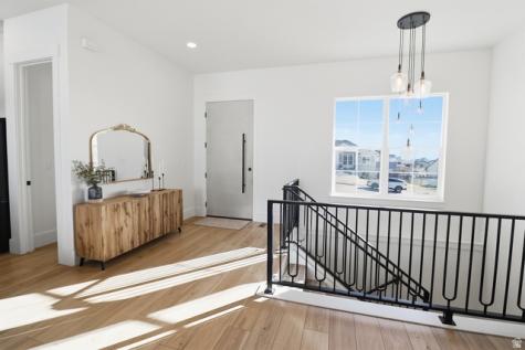 1087 E 160 N Hyde Park UT 84318