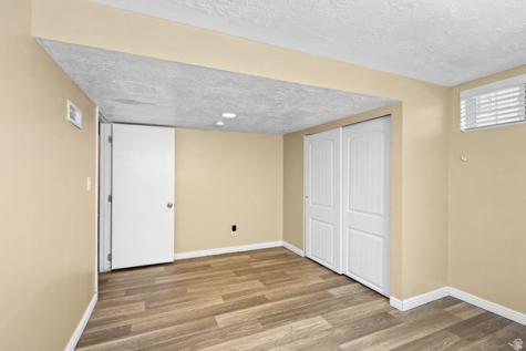 1302 E Swan S Ogden UT 84401