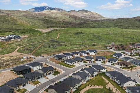 3349 W Oxford Loop Mountain Green UT 84050