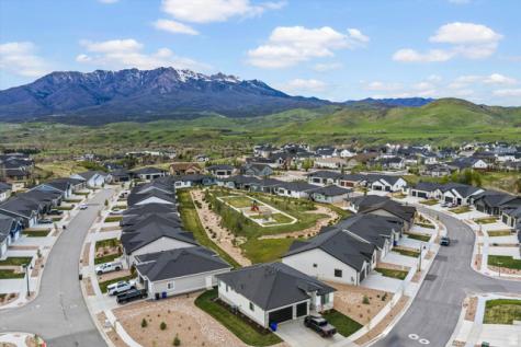 3349 W Oxford Loop Mountain Green UT 84050