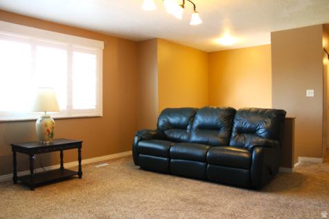 5202 S 2675 W Roy UT 84067