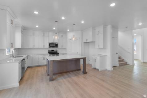 278 N 870 E Tremonton UT 84337