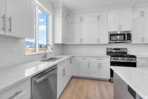 278 N 870 E Tremonton UT 84337