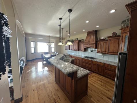 1234 S Parkway Boulevard E Saratoga Springs UT 84045